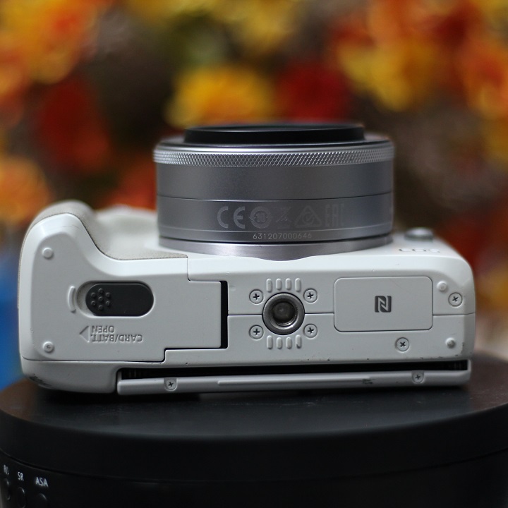 Máy ảnh Canon M3 kèm ống kính