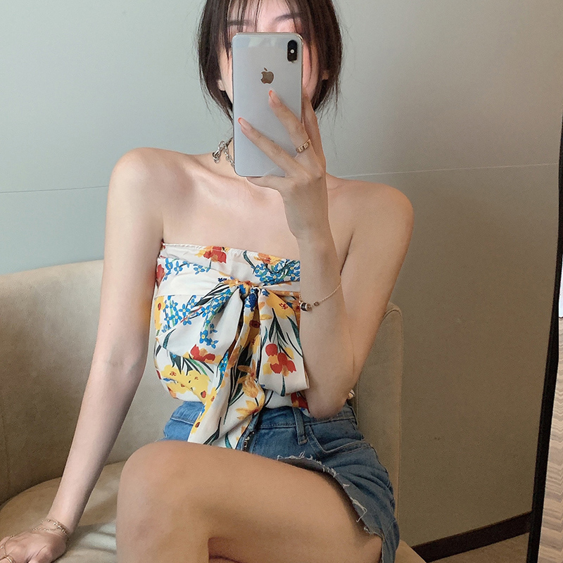 IELGY  Áo Ống Hai Dây Ngắn In Hoa Mùa Hè Nóng Bỏng Cho Nữ