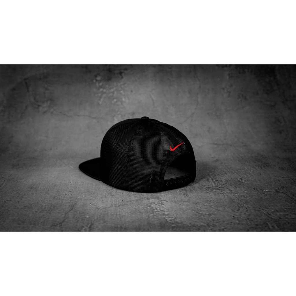 [Mũ Thời Trang] Mũ Dù Thể Thao Snapback Trắng Đen