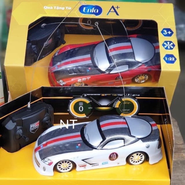 XE ĐUA ĐIỀU KHIỂN TỪ XA ENFA