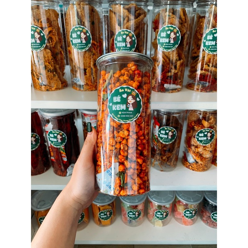 bắp bò lá chanh. giòn giòn thơm thơm Thực phẩm như vậy thường sẵn sàng để ăn mà không cần chuẩn bị t