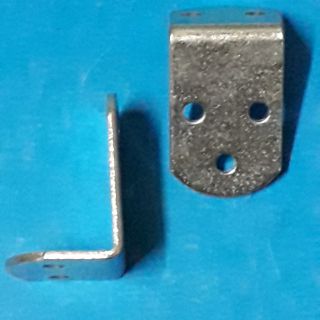 Pát đỡ kệ 3cm x 10 cái...
