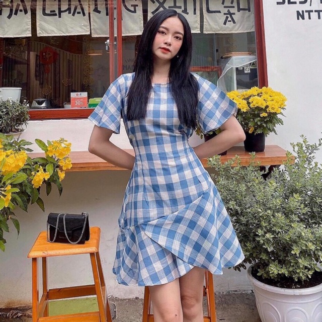 Đầm váy caro xanh tùng bèo
