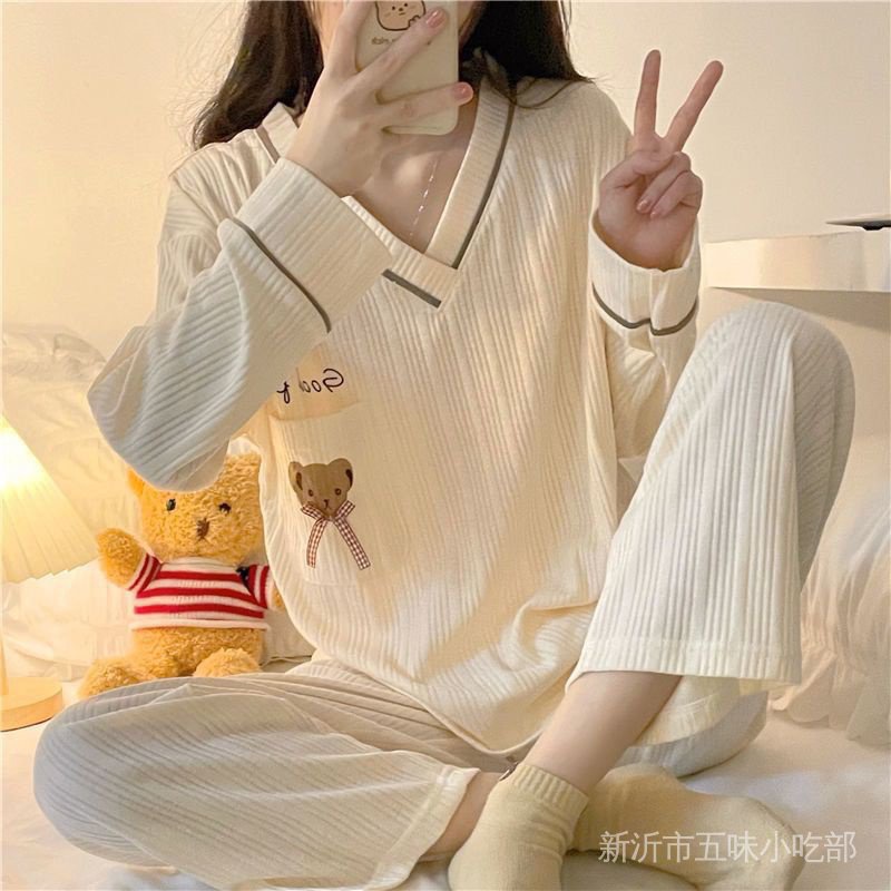 Bộ Đồ Ngủ Tay Dài In Họa Tiết Dễ Thương Thời Trang Thu Đông Cho Nữ