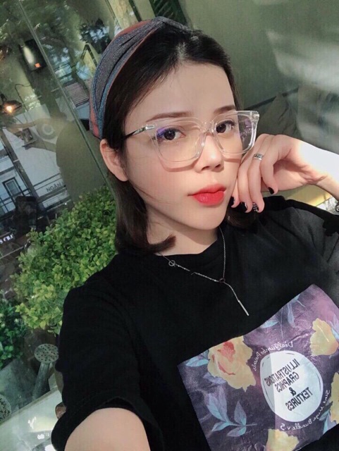 [GIÁ SỈ] MẮT KÍNH THỜI TRANG CHỮ V TRONG SUỐT GỌNG VÀNG SANG CHẢNH | BigBuy360 - bigbuy360.vn
