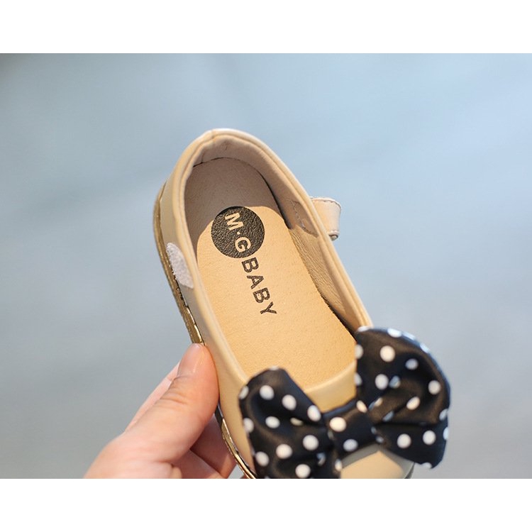 Giày Bé Gái - Giày búp bê gắn nơ da mềm phong cách Vitage Hàn Quốc có quai dán cho bé gái dễ thương M837