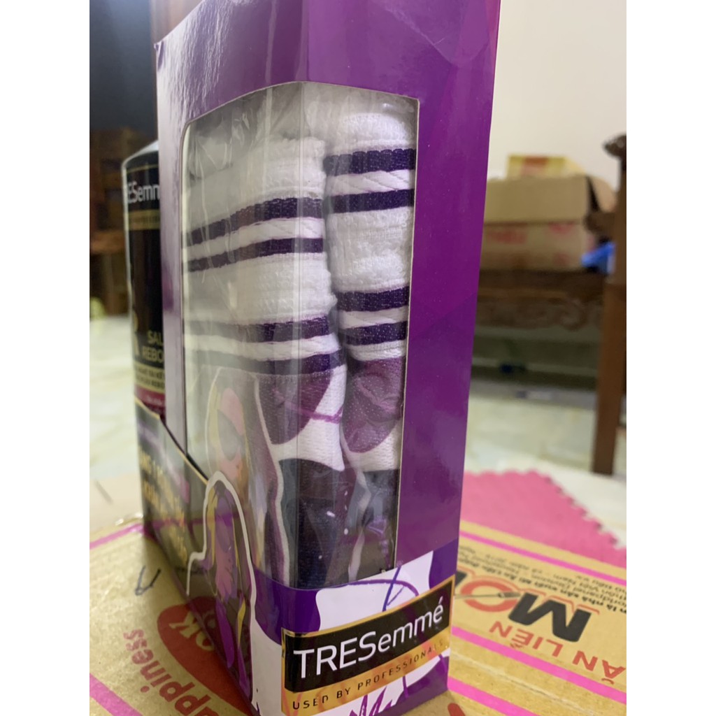 DẦU GỘI ĐẦU TRESEMME SALON REBOND TẶNG BỘ KHĂN TẮM+ KHĂN MẶT