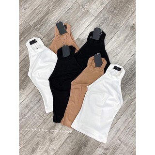 Set áo thun cổ yếm + quần jean đùi
