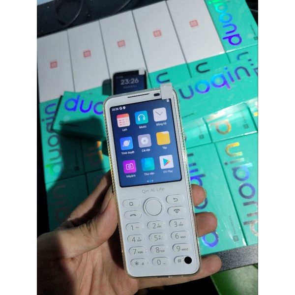 Xiaomi Qin F21 Pro Quốc tế New FullBox - Cài sẵn google Ch Play, bàn phím T9 cứng tiếng Việt. Đen và trắng