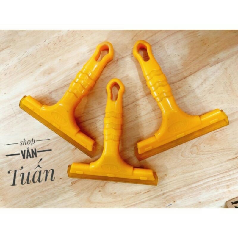 Miếng gạt kính mini cầm tay