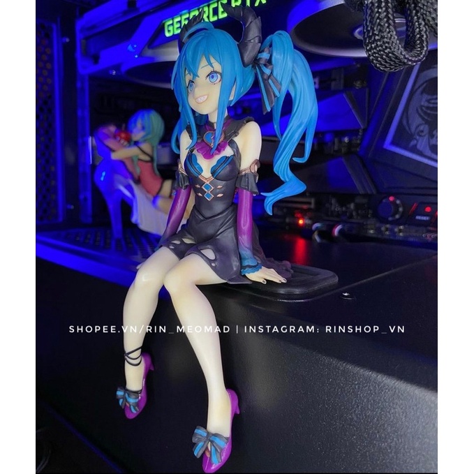 [FURYU] Mô hình Hatsune Miku - Noodle Stopper Figure -Villaine Ver-