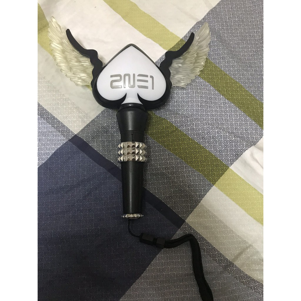 2NE1 Japan Official Light Stick