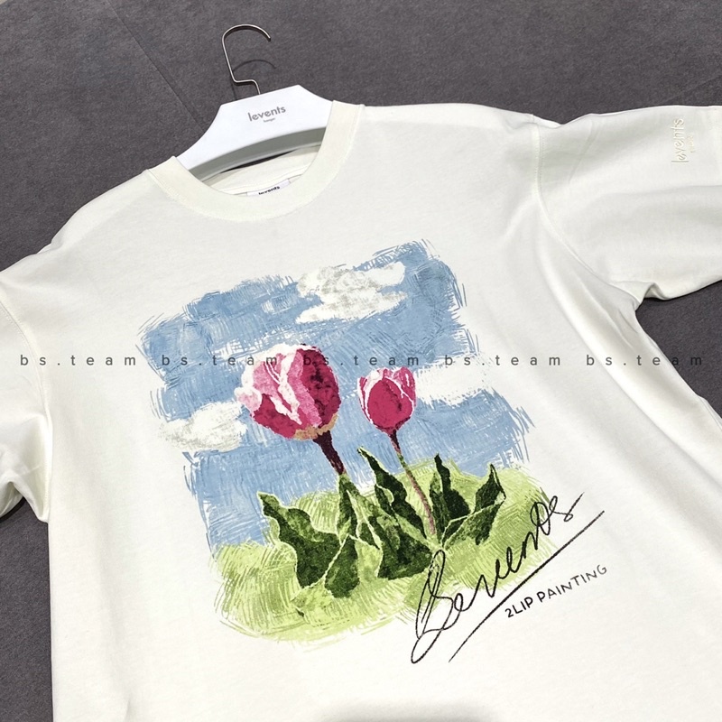𝗔́𝗼 𝘁𝗵𝘂𝗻 𝟮𝗟𝗜𝗣 𝗟𝗘𝗩𝗘𝗡𝗧𝗦® | Levents 2lip Tee