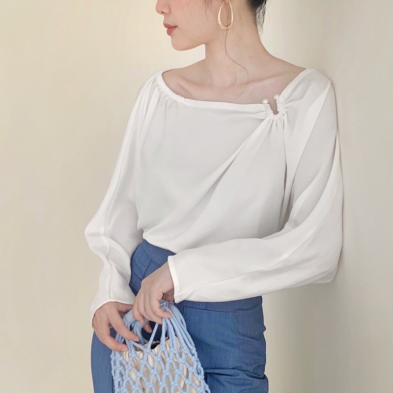 Áo trễ vai lụa - Asymmetric Shirt