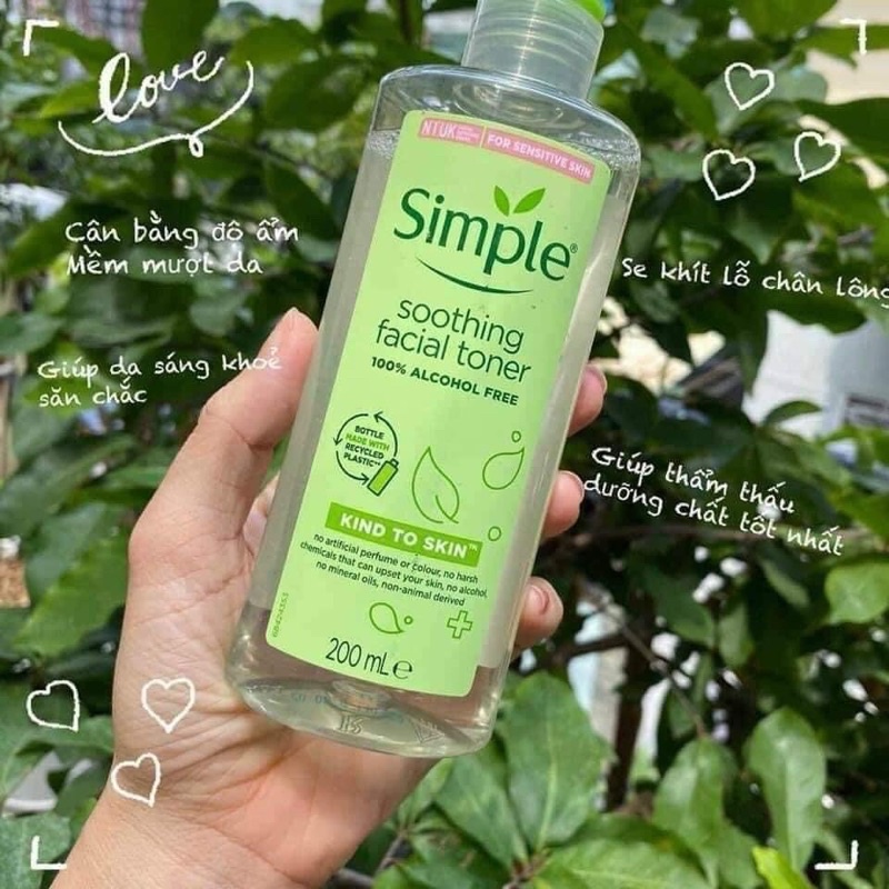 Nước Hoa Hồng Soothing Facial Toner Simple cân bằng ẩm cho da 200ml