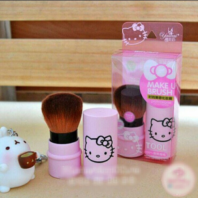 Cọ Trang Điểm Má Hồng Hello Kitty Make Up Brush