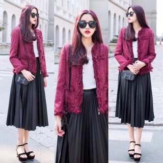 ❣️ Chân váy xếp ly dáng dài chưa bao giờ ngừng đẹp . Khổng quẩy em này thì các nàng đã bỏ lỡ gợi ý mix and match xinh ná