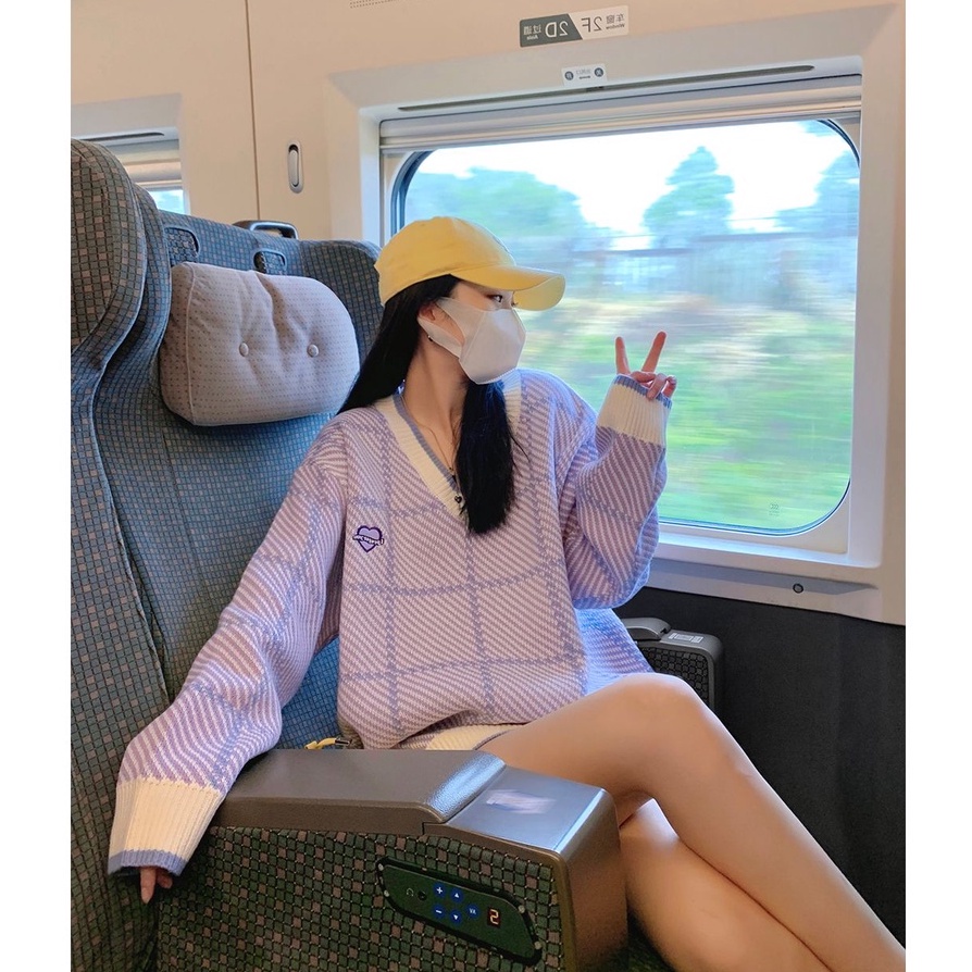 Áo len cổ chữ V dáng rộng phong cách Hàn Quốc thời trang cho nữ | BigBuy360 - bigbuy360.vn