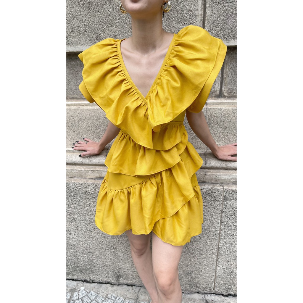 COCO SIN - Jumpsuit Vàng Ruffle | BigBuy360 - bigbuy360.vn