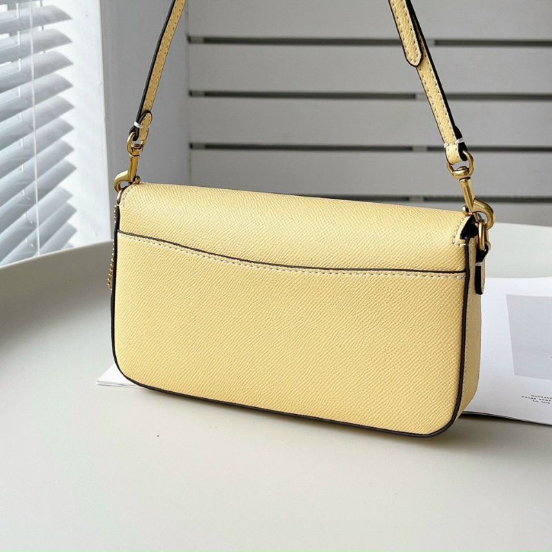 TÚI COACH WYN CROSSBODY sale