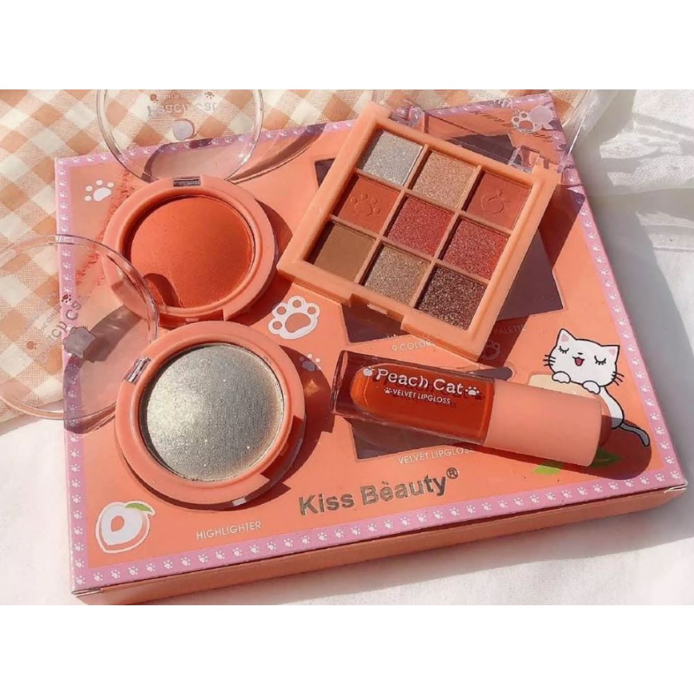 Set Tết xinh gồm 10 món makeup vô cùng dễ thương, nhìn là mê ngay.Bộ này Tone màu cam đào. | BigBuy360 - bigbuy360.vn