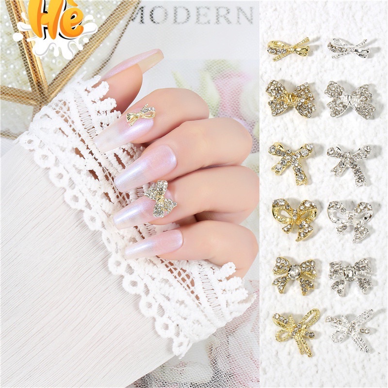 Cham trang trí móng hót 2022