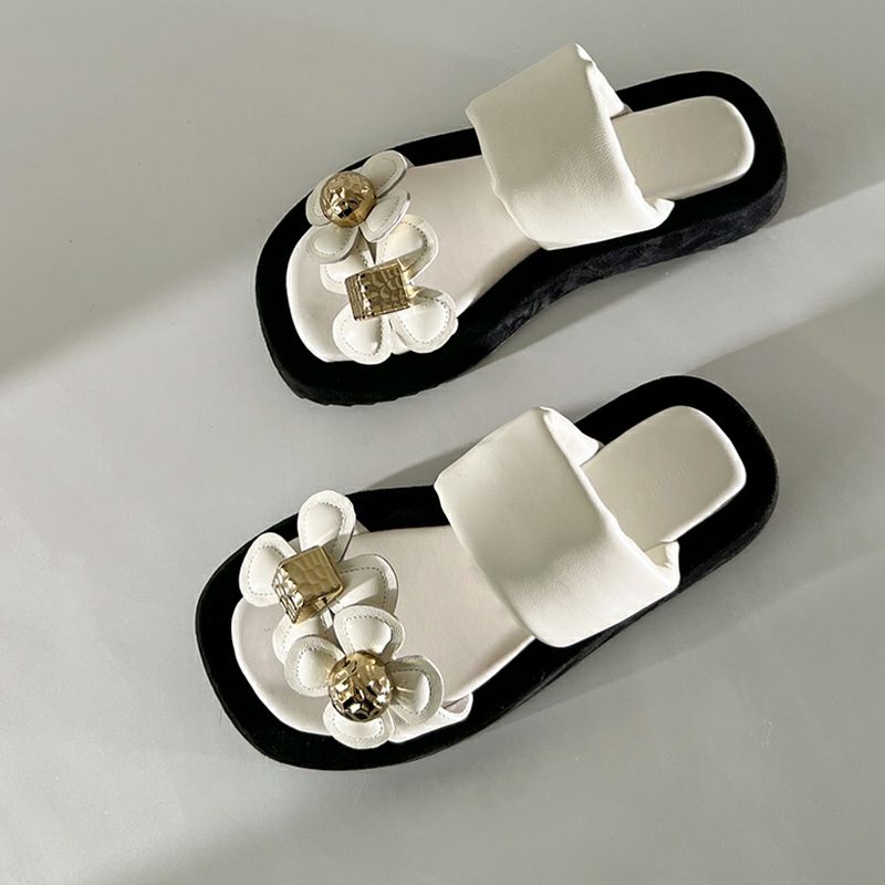 Dép đế bằng quai ngang hoa xinh xắn