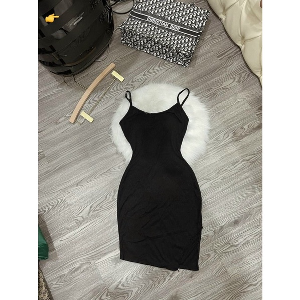 Đầm body 2s xẻ - CAROTSHOP