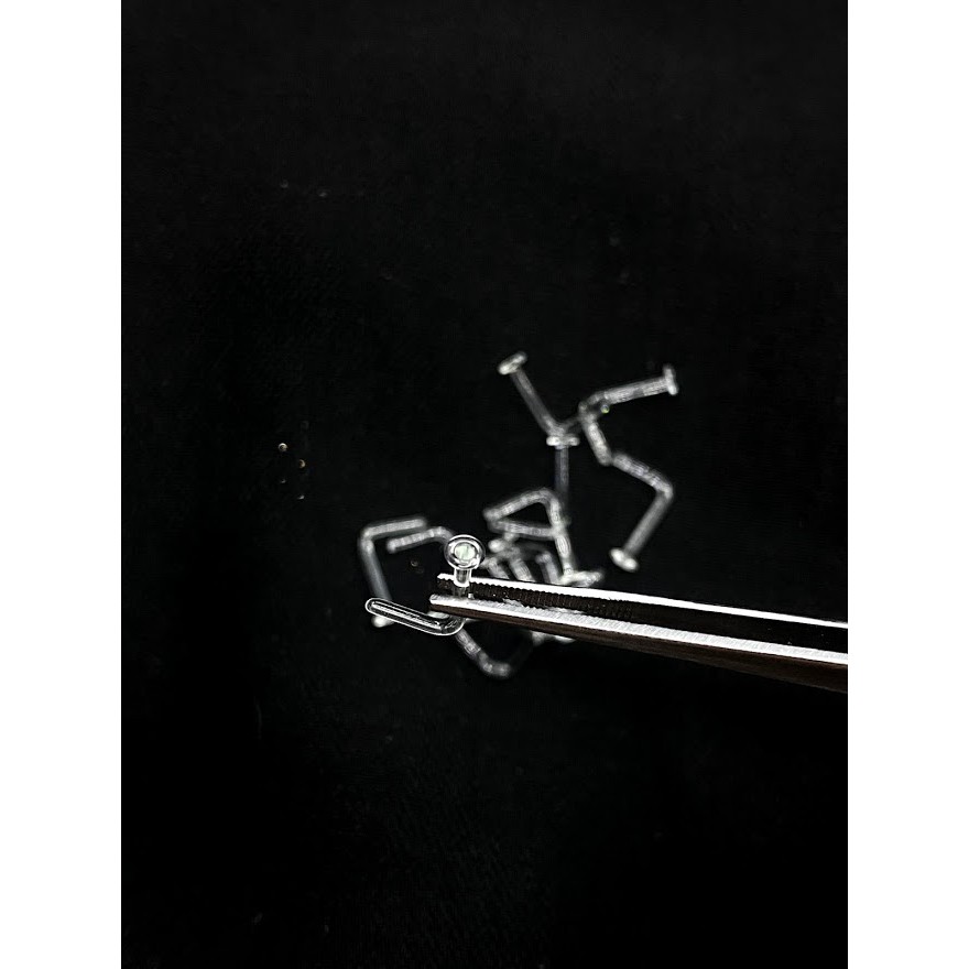 Khuyên mũi thủy tinh Pyrex Glass chân L