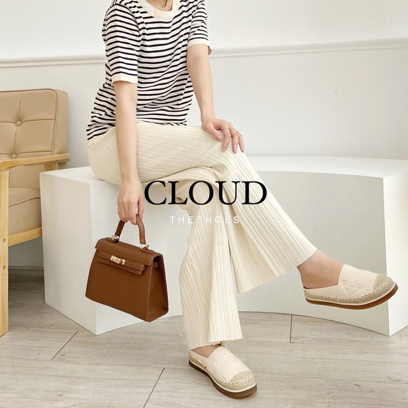 Giày hở gót phối cói