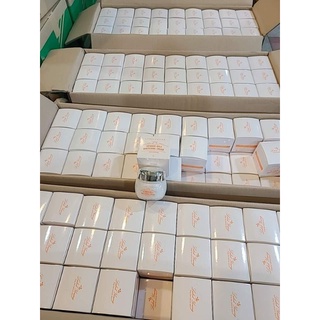 KEM DƯỠNG TRẮNG DA LABELYONG