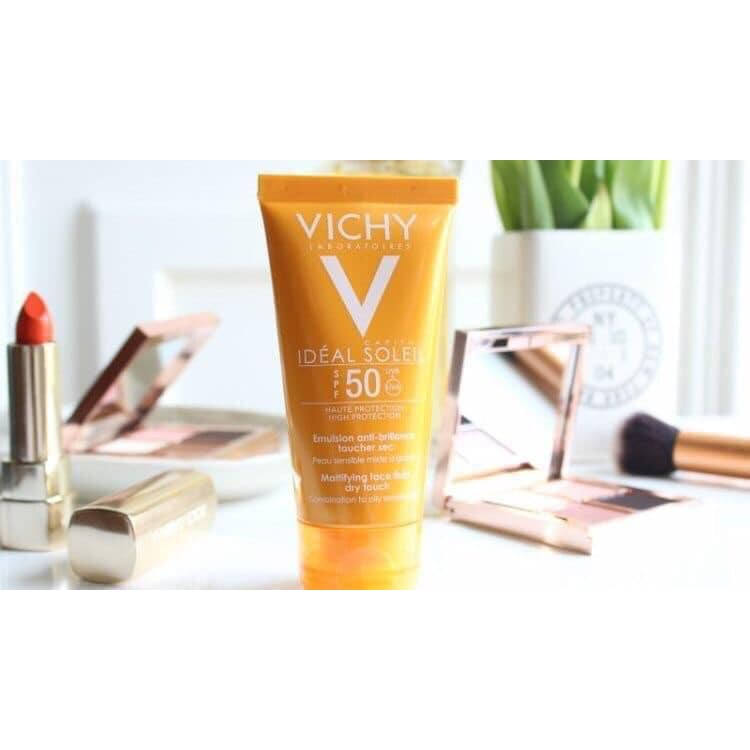 KEM CHỐNG NẮNG VICHY SPF 50++ DÀNH CHO DA DẦU