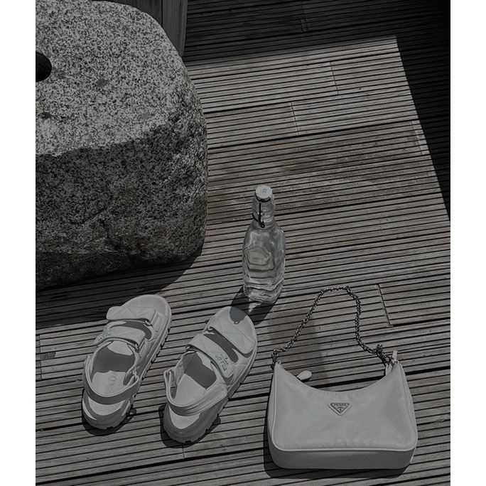 Sandal prada 2 quai dán mai phương bùi