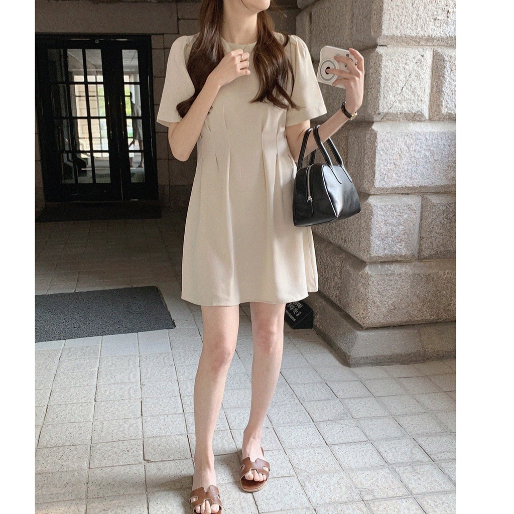 Đầm Tay Ngắn Cổ Tròn Màu Sắc Đơn Giản 51378