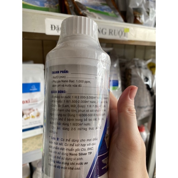 NANO bạc sát khuẩn cho ốc lươn. tôm, cá chai 500ml. tắm hay sát khuẩn định kì. ổn định màu nước