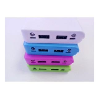 Box sạc pin 18650 dự phòng 8 khe pin (Màu Xanh Như hình, chưa pin)