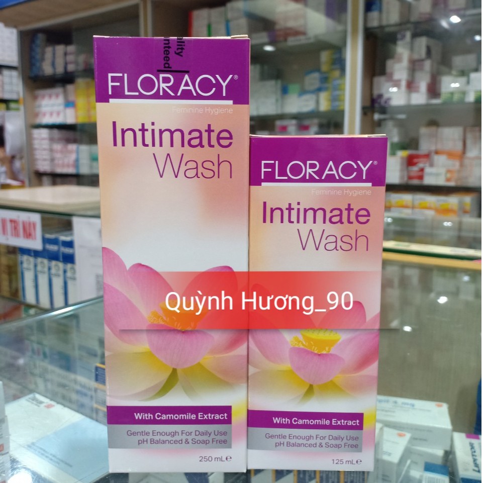 Vệ sinh phụ nữ FLORACY Intimate Wash 125ml  với hương cúc LA MÃ nhẹ nhàng chăm sóc bạn