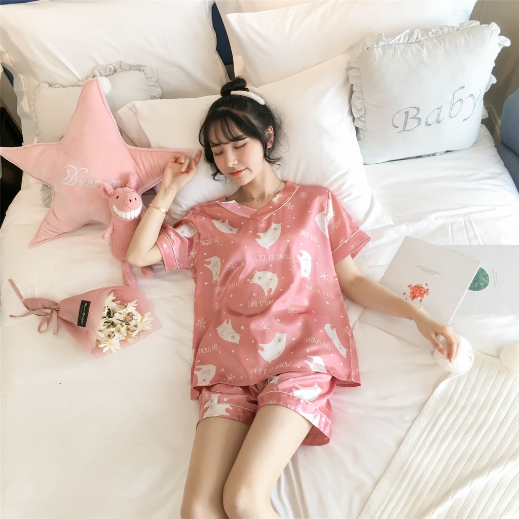 Đồ ngủ Pijama, bộ ngủ mặc nhà lụa satin cao cấp cố trái tim ngắn tay quần đùi hello kitty hình trái cây nhiều màu sắc