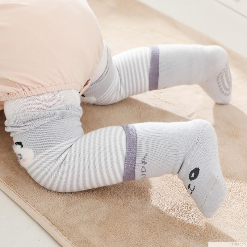 Set 2 vớ giữ ấm vải cotton dày dặn chống trượt thoáng khí thoải mái dành cho trẻ nhỏ