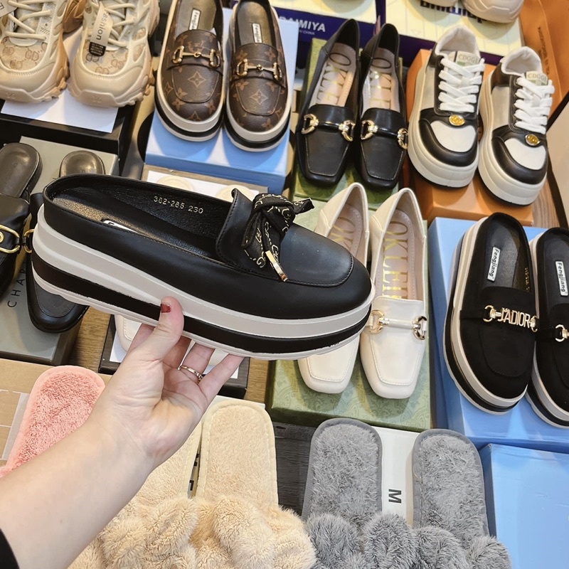 Nơ lì hàng sẵn nha