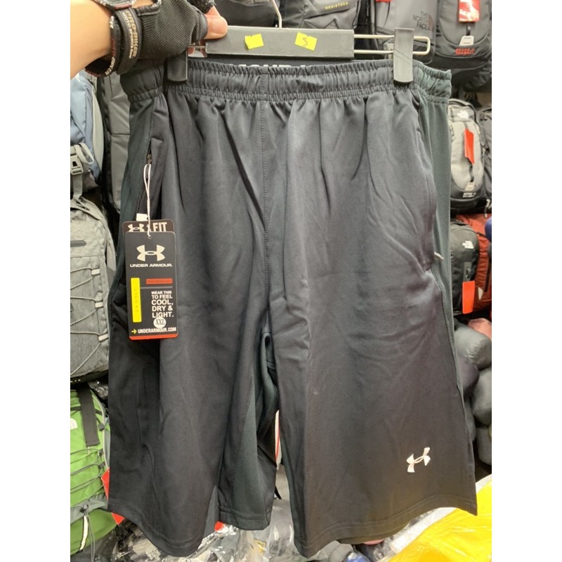 Quần đùi nam Under Armour chất mát cho mùa hè