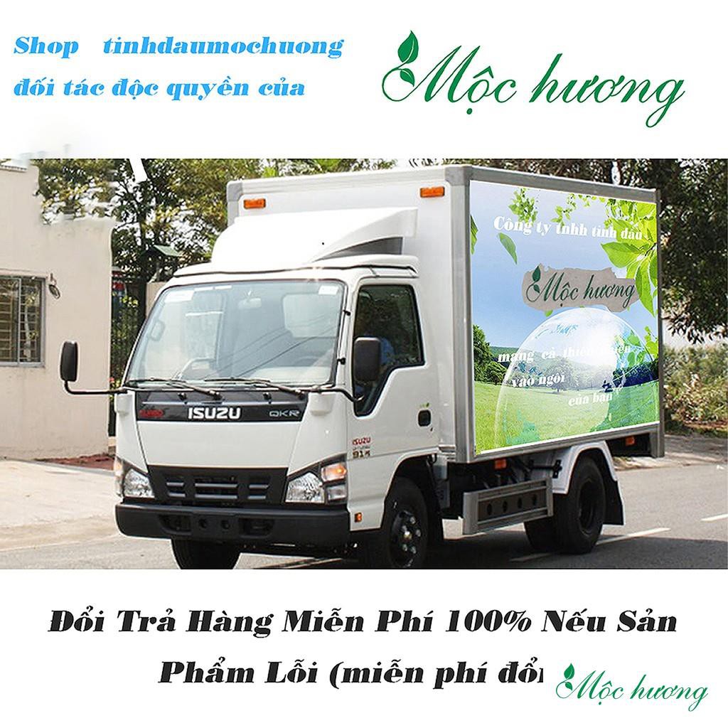 Combo Đèn xông tinh dầu Bát Tràng  cộng 2 loi tinh dầu Mộc Hương và 2 bóng đèn