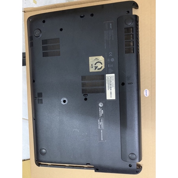 Vỏ thay cho laptop acer one 14z z1402