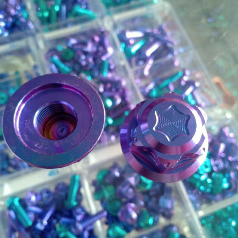 Ốc chụp cốt bánh sau tay ga Titan Gr5 , gắn vario , AB , vison , SH ...