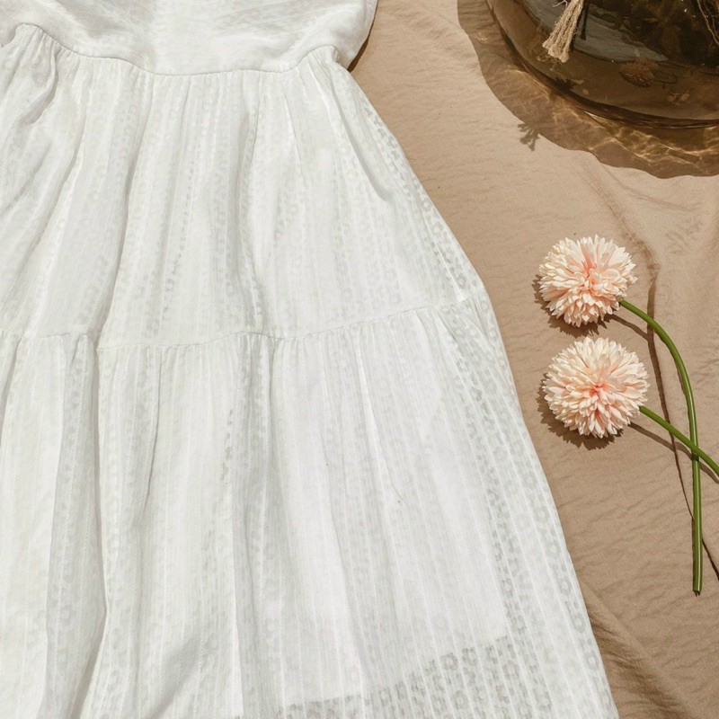 [Mã FAGREEN1505 giảm 10% tối đa 30K đơn 99K] ĐẦM MIDI 2 DÂY BABYDOLL HOA NỔI | BigBuy360 - bigbuy360.vn