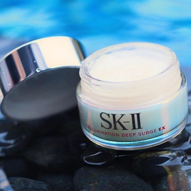 Kem Dưỡng Ẩm Trắng Da Tái Tạo Da SK-II Cellumination Deep Surge Ex 15g