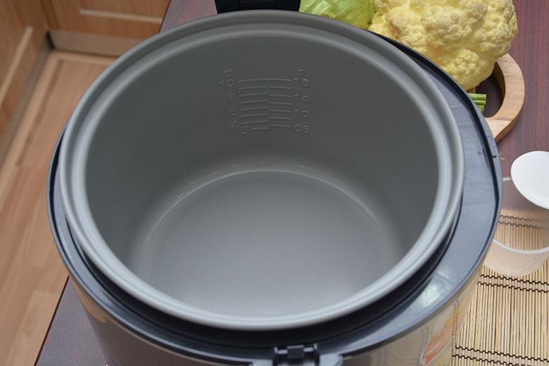 MỚI 100%-Nồi cơm điện Sharp 1.8 lít KS-191STV sản xuất tại Thái Lan 100% chính hãng chất lượng tốt.