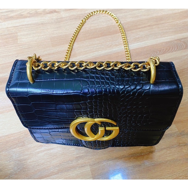 Túi xách nữ thời trang Gucci đeo chéo size lớn