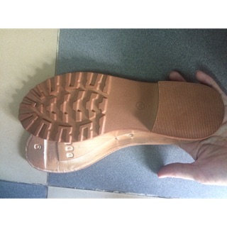 Phụ kiện móc giày len đục lỗ sẵn- đế hai lớp chiến binh