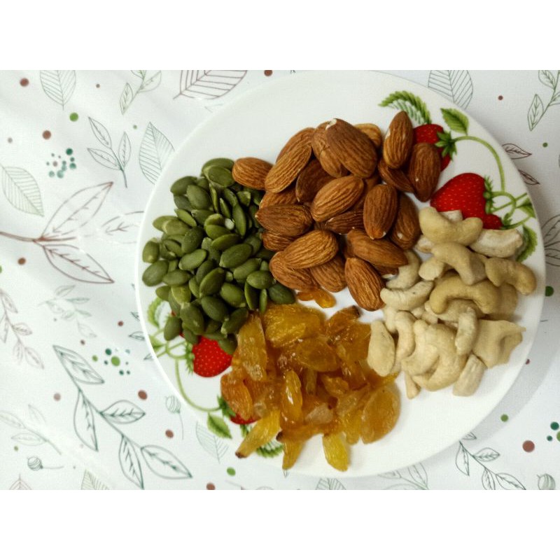 MIX 5 LOẠI HẠT 100GR (óc chó đỏ, hạt điều, nho khô, bí xanh, hạnh nhân) | BigBuy360 - bigbuy360.vn